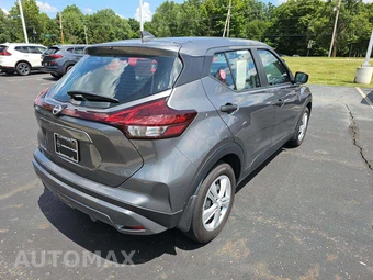 2025 Nissan Kicks Play – miniatura 3