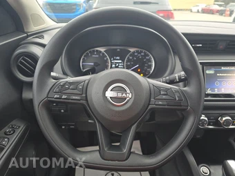 2025 Nissan Kicks Play – miniatura 10