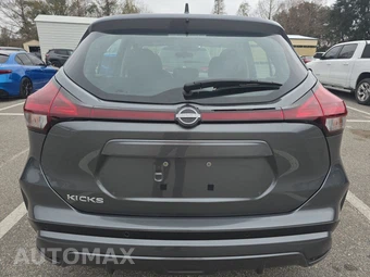 2025 Nissan Kicks Play – miniatura 5