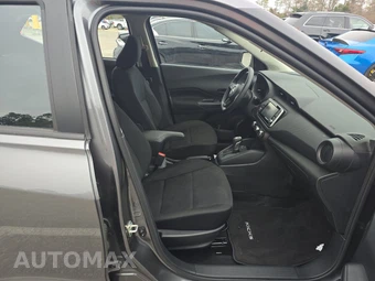 2025 Nissan Kicks Play – miniatura 8