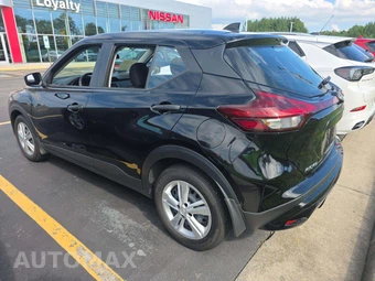 2025 Nissan Kicks Play - miniatura 2