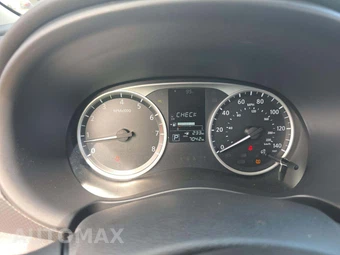 2025 Nissan Kicks Play - miniatura 9