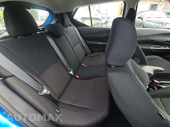 2025 Nissan Kicks Play – miniatura 16