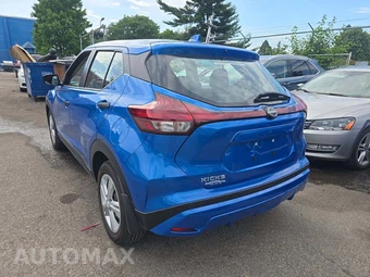 2025 Nissan Kicks Play – miniatura 2