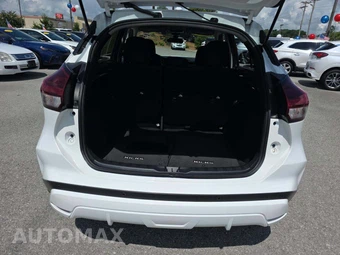 2025 Nissan Kicks Play – miniatura 11