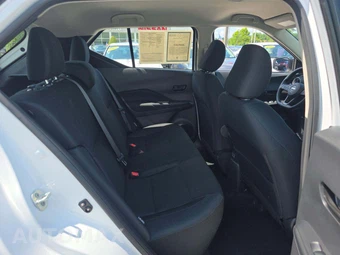 2025 Nissan Kicks Play – miniatura 13