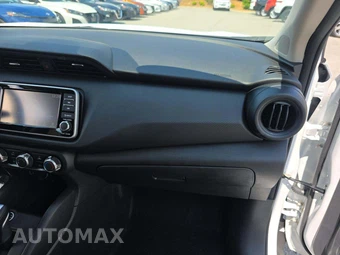 2025 Nissan Kicks Play – miniatura 16
