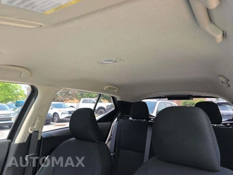 2025 Nissan Kicks Play – miniatura 11