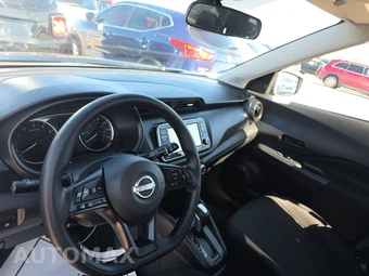 2025 Nissan Kicks Play - miniatura 11