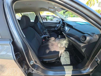 2025 Nissan Kicks Play – miniatura 18
