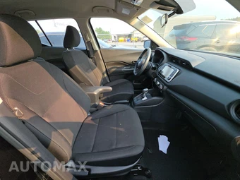 2025 Nissan Kicks Play - miniatura 8