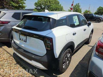 2025 Nissan Kicks S – miniatura 3