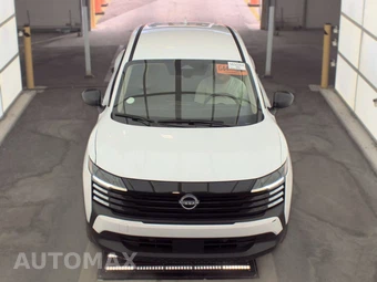 2025 Nissan Kicks S – miniatura 2