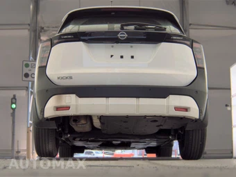 2025 Nissan Kicks S - miniatura 7