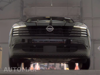 2025 Nissan Kicks S – miniatura 3