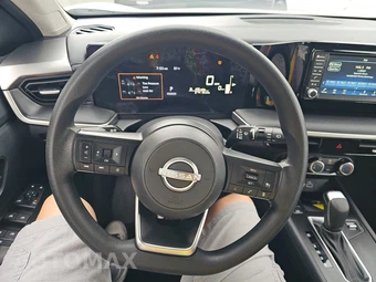 2025 Nissan Kicks S – miniatura 10