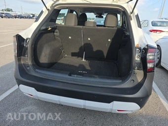 2025 Nissan Kicks S – miniatura 23