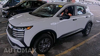 2025 Nissan Kicks S