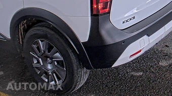 2025 Nissan Kicks S – miniatura 10