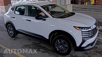 2025 Nissan Kicks S – miniatura 3