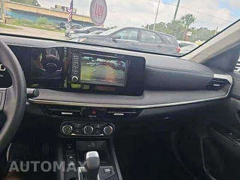 2025 Nissan Kicks S – miniatura 11