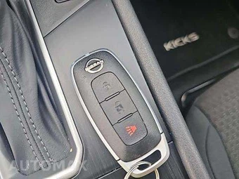 2025 Nissan Kicks S – miniatura 9