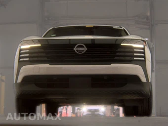 2025 Nissan Kicks S - miniatura 3