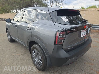 2025 Nissan Kicks S – miniatura 6