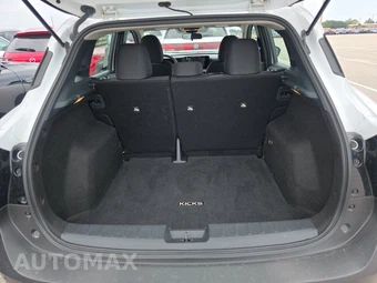 2025 Nissan Kicks S – miniatura 23