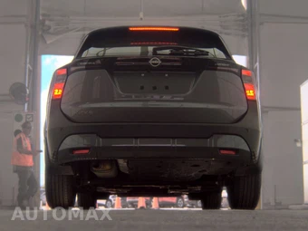 2025 Nissan Kicks S – miniatura 7