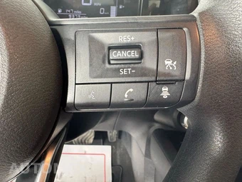 2025 Nissan Kicks S - miniatura 16