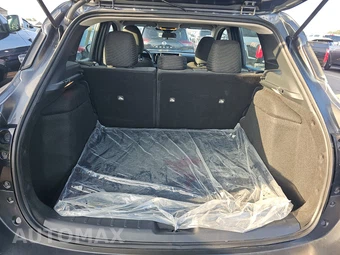 2025 Nissan Kicks S – miniatura 16
