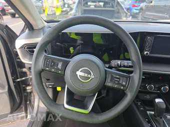 2025 Nissan Kicks S – miniatura 16