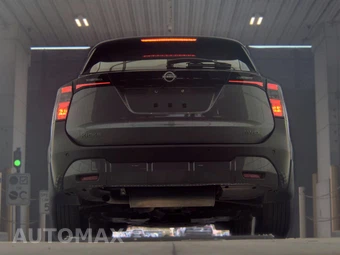 2025 Nissan Kicks S – miniatura 7