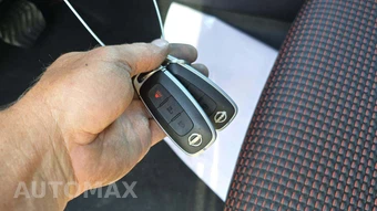 2025 Nissan Kicks SR – miniatura 17