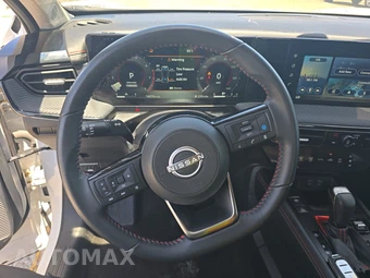 2025 Nissan Kicks SR – miniatura 10
