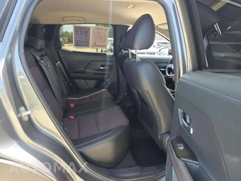 2025 Nissan Kicks SR – miniatura 13