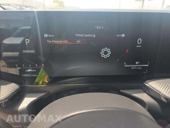 2025 Nissan Kicks SR – miniatura 6