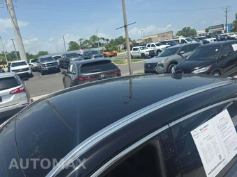 2025 Nissan Kicks SR – miniatura 9