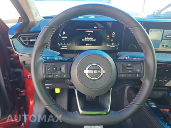 2025 Nissan Kicks SR – miniatura 10