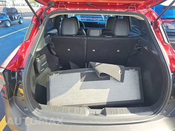 2025 Nissan Kicks SR – miniatura 16