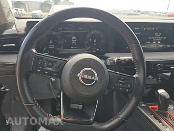 2025 Nissan Kicks SR - miniatura 10