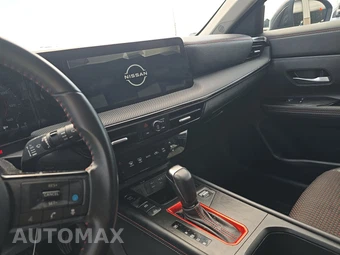 2025 Nissan Kicks SR - miniatura 11
