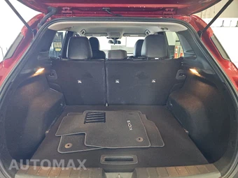 2025 Nissan Kicks SR – miniatura 17
