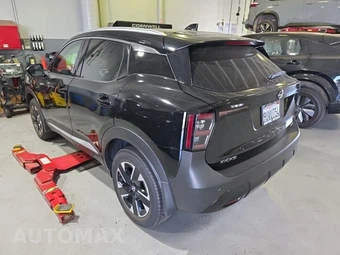 2025 Nissan Kicks SR - miniatura 7