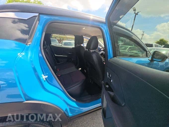 2025 Nissan Kicks SR – miniatura 13