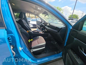 2025 Nissan Kicks SR – miniatura 15