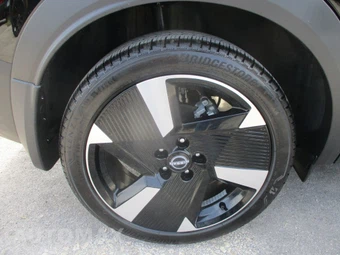 2025 Nissan Kicks SR - miniatura 24