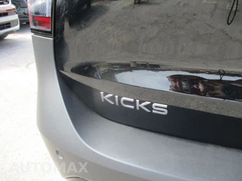 2025 Nissan Kicks SR - miniatura 25