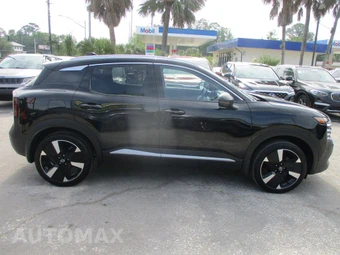 2025 Nissan Kicks SR - miniatura 5